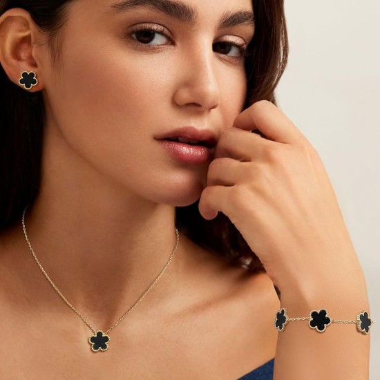 Gold-Halsketten-Armband-Ohrring-Set – 18 Karat vergoldetes Blumen-Armband, Kette, Edelstahl, nicht anlaufend, Blumen-Anhänger, Ohrstecker-Schmuck-Sets, Weihnachtsgeburtstag, Glücksgeschenk für Mutter, Ehefrau, Tochter, Freundin Gold-Halsketten-Armband-Ohrring-Set – 18 Karat vergoldetes Blumen-Armband, Kette, Edelstahl, nicht anlaufend, Blumen-Anhänger, Ohrstecker-Schmuck-Sets, Weihnachtsgeburtstag, Glücksgeschenk für Mutter, Ehefrau, Tochter, Freundin