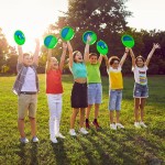 Ballwurf- und Fangspiel – ideales Outdoor-Strand-, Pool- und Gartenspielzeug für Kleinkinder und Kinder ab 4, 5, 6, 7, 8 Jahren, perfekt für Jungen und Mädchen – tolles Geburtstagsgeschenk und Strumpffüller